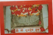 datta paduka at girnar